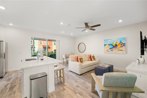 Adosado en venta en Kissimmee, Florida, 3 dormitorios, 143.53 m2 № 2222548 - foto 5