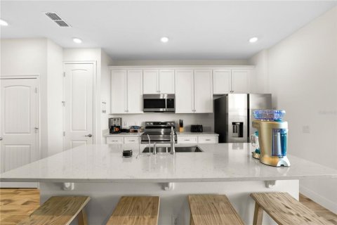 Adosado en venta en Kissimmee, Florida, 3 dormitorios, 143.53 m2 № 2222548 - foto 11