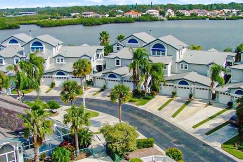 Condo à Sarasota, Floride, 2 chambres  № 2298801