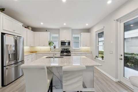 House in Winter Garden, Florida 3 bedrooms, 199.65 sq.m. № 2092333 - photo 12
