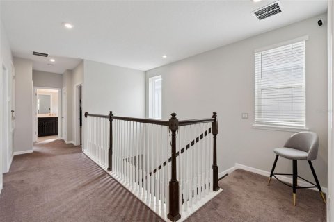 House in Winter Garden, Florida 3 bedrooms, 199.65 sq.m. № 2092333 - photo 20