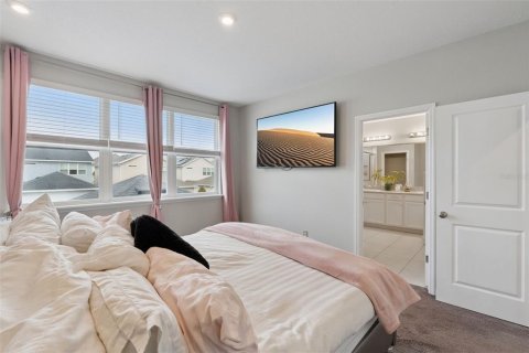 House in Winter Garden, Florida 3 bedrooms, 199.65 sq.m. № 2092333 - photo 23