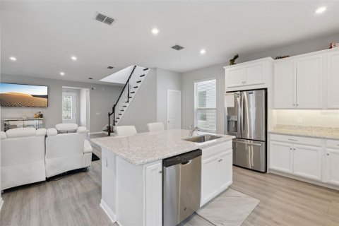 House in Winter Garden, Florida 3 bedrooms, 199.65 sq.m. № 2092333 - photo 15