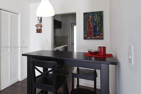Copropriété à louer à Miami Beach, Floride: 1 chambre, 61.59 m2 № 1999392 - photo 3