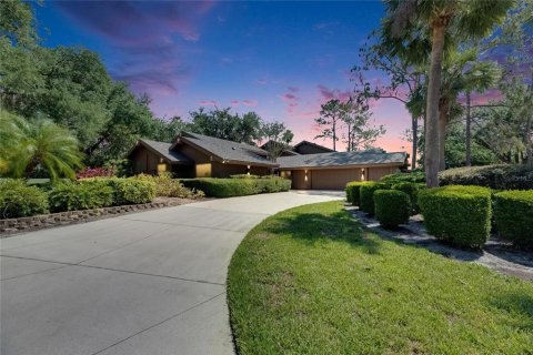 Villa ou maison à Wesley Chapel, Floride 3 chambres, 218.88 m2 № 2105733