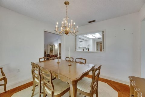 House in Wesley Chapel, Florida 3 bedrooms, 218.88 sq.m. № 2105733 - photo 16