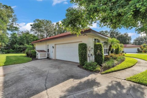 House in Lake Wales, Florida 3 bedrooms, 182.55 sq.m. № 1879657 - photo 5