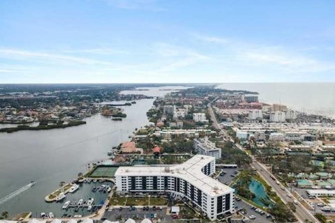 Copropriété à louer à Sarasota, Floride: 2 chambres, 107.02 m2 № 2195500 - photo 25