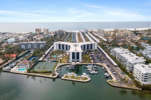 Copropriété à louer à Sarasota, Floride: 2 chambres, 107.02 m2 № 2195500 - photo 26