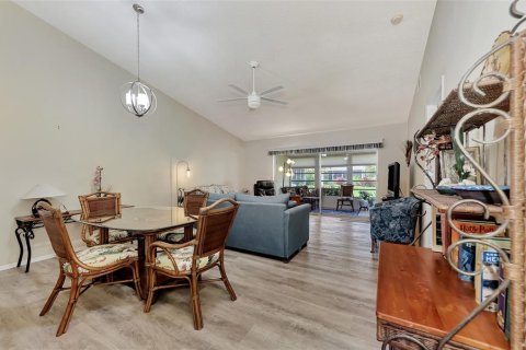 Villa ou maison à vendre à Englewood, Floride: 2 chambres, 108.7 m2 № 1255701 - photo 19