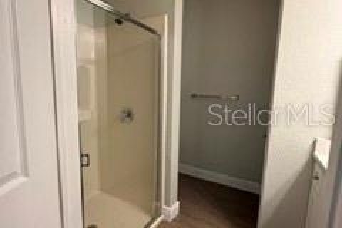 Condo in Orlando, Florida, 4 rooms № 2231999 - photo 9
