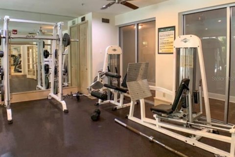 Condo in Orlando, Florida, 4 rooms № 2231999 - photo 12
