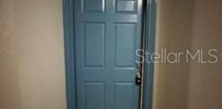 Condo in Orlando, Florida, 4 rooms № 2231999