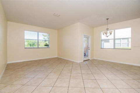 Townhouse in Hudson, Florida 3 bedrooms, 166.02 sq.m. № 1912817 - photo 12
