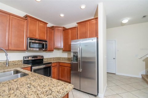 Townhouse in Hudson, Florida 3 bedrooms, 166.02 sq.m. № 1912817 - photo 4
