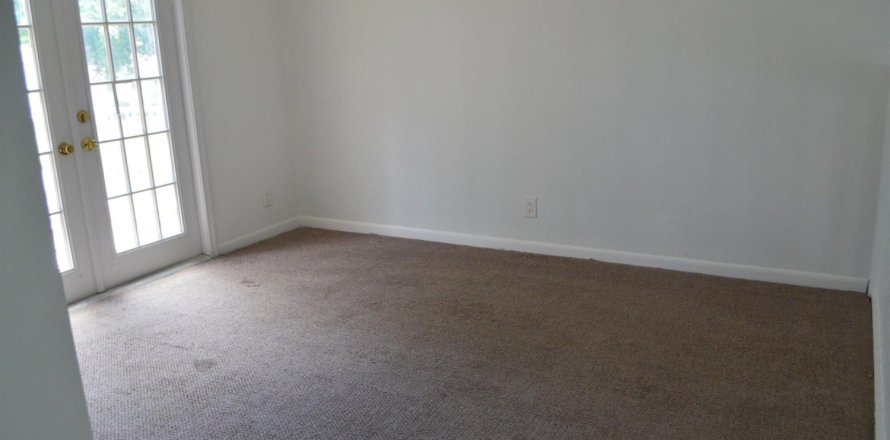 House in Boynton Beach, Florida 3 bedrooms, 200.39 sq.m. № 1185152