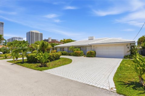 Villa ou maison à Fort Lauderdale, Floride 4 chambres, 203.08 m2 № 2180692