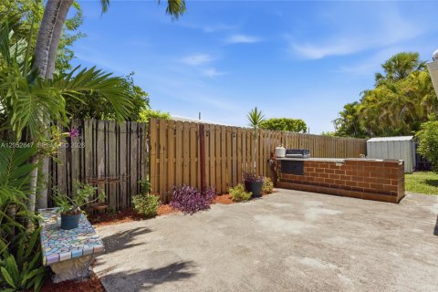 Villa ou maison à vendre à Fort Lauderdale, Floride: 4 chambres, 203.08 m2 № 2180692 - photo 26