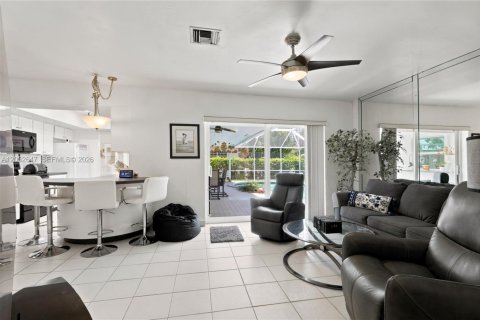 Villa ou maison à vendre à Fort Lauderdale, Floride: 4 chambres, 203.08 m2 № 2180692 - photo 12