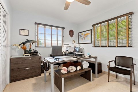 Villa ou maison à vendre à Fort Lauderdale, Floride: 4 chambres, 203.08 m2 № 2180692 - photo 14