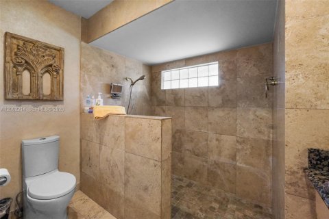 Снять в аренду виллу или дом в Бока-Ратон, Флорида 4 спальни, 205.78м2, № 2066284 - фото 12