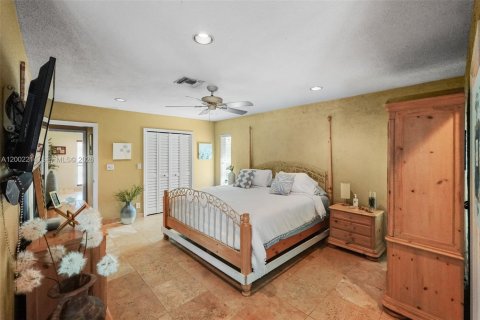 Снять в аренду виллу или дом в Бока-Ратон, Флорида 4 спальни, 205.78м2, № 2066284 - фото 9