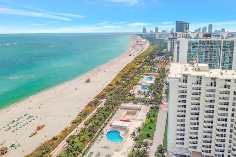Copropriété à louer à Miami Beach, Floride: 1 chambre, 80.08 m2 № 1890198 - photo 1
