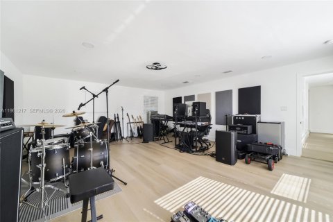 Casa en venta en North Miami, Florida, 3 dormitorios, 178.93 m2 № 2080796 - foto 28