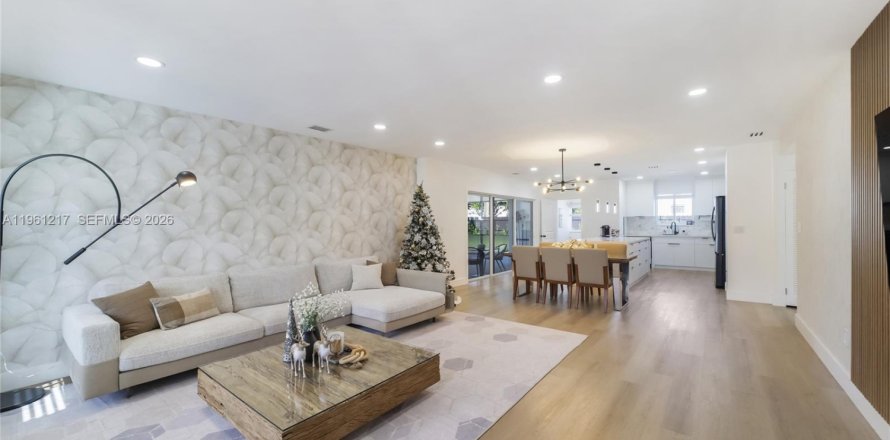 Casa en North Miami, Florida 3 dormitorios, 178.93 m2 № 2080796