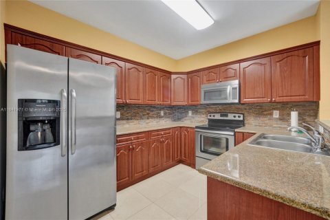 Touwnhouse à vendre à Homestead, Floride: 3 chambres, 128.11 m2 № 1833943 - photo 21