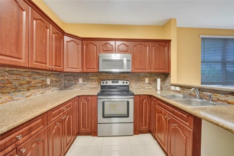 Touwnhouse à vendre à Homestead, Floride: 3 chambres, 128.11 m2 № 1833943 - photo 28