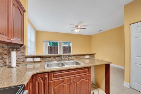 Touwnhouse à vendre à Homestead, Floride: 3 chambres, 128.11 m2 № 1833943 - photo 23