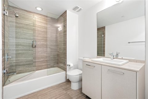 Купить кондоминиум в Майами, Флорида 1 спальня, 102.19м2, № 2012538 - фото 11