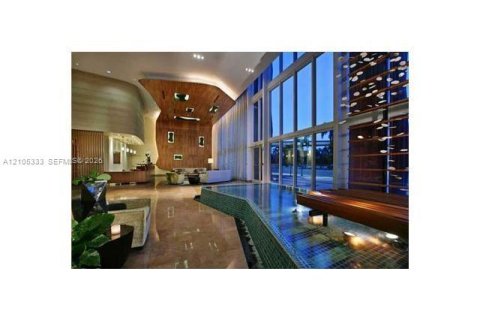 Copropriété à louer à Miami, Floride: 3 chambres, 166.2 m2 № 2414114 - photo 24