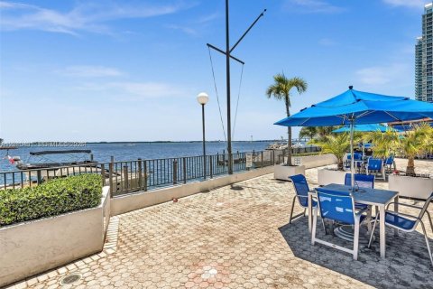 Condominio en venta en Miami, Florida, 2 dormitorios, 91.97 m2 № 2090986 - foto 21