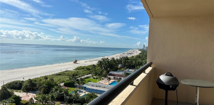 Кондоминиум с 1 спальней в Майами-Бич, Флорида № 2025355