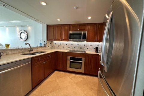 Снять в аренду кондоминиум в Майами-Бич, Флорида 1 спальня, 79.99м2, № 2025355 - фото 4