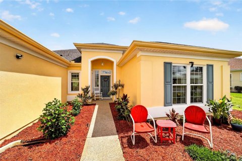 Villa ou maison à Summerfield, Floride 2 chambres, 174.38 m2 № 2361416