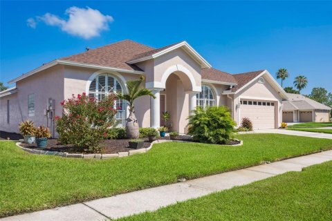 Casa en venta en Tampa, Florida, 4 dormitorios, 236.25 m2 № 1852596 - foto 2