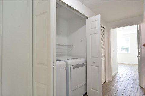 Condominio en venta en Orlando, Florida, 2 dormitorios, 114.73 m2 № 2213326 - foto 7