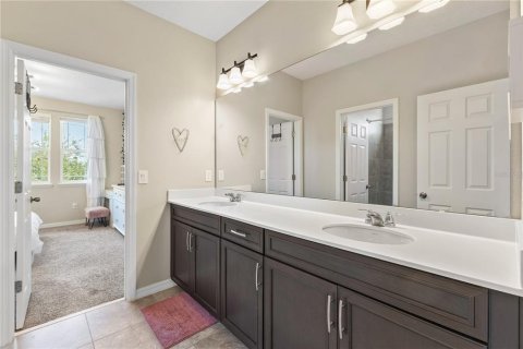 Casa en venta en Winter Garden, Florida, 4 dormitorios, 287.35 m2 № 1918688 - foto 29