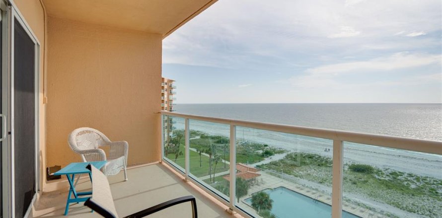 Condo in Clearwater, Florida, 1 bedroom № 1812818
