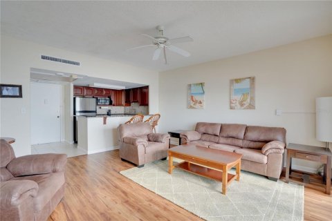 Condo in Clearwater, Florida, 1 bedroom  № 1812818 - photo 4