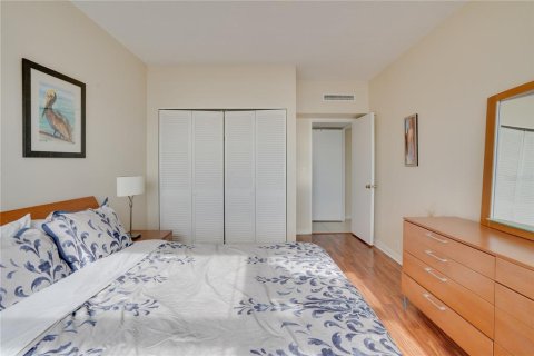 Condo in Clearwater, Florida, 1 bedroom  № 1812818 - photo 16