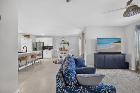 Villa ou maison à vendre à Punta Gorda, Floride: 4 chambres, 169.83 m2 № 2431021 - photo 14