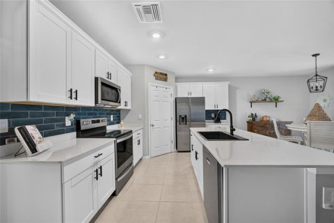 Villa ou maison à vendre à Punta Gorda, Floride: 4 chambres, 169.83 m2 № 2431021 - photo 9