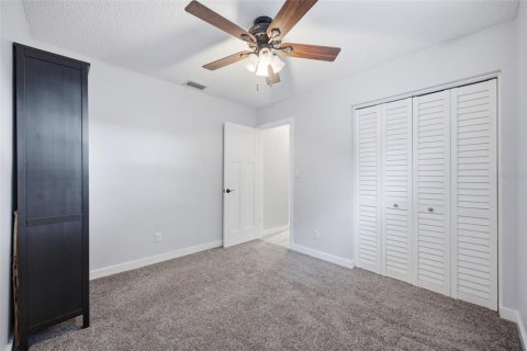 House in Dunedin, Florida 4 bedrooms, 137.22 sq.m. № 2209318 - photo 23