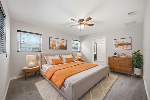 House in Dunedin, Florida 4 bedrooms, 137.22 sq.m. № 2209318 - photo 8