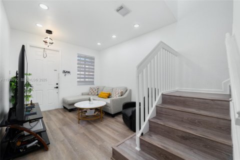 Купить таунхаус в Майами-Гарденс, Флорида 4 спальни, 159.42м2, № 1997496 - фото 4