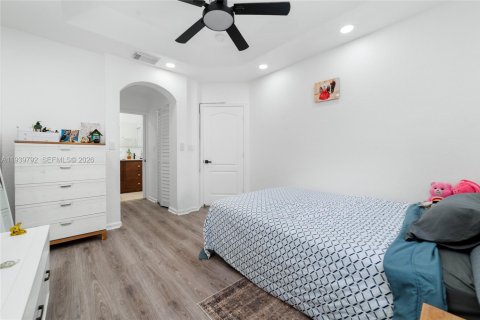 Купить таунхаус в Майами-Гарденс, Флорида 4 спальни, 159.42м2, № 1997496 - фото 12